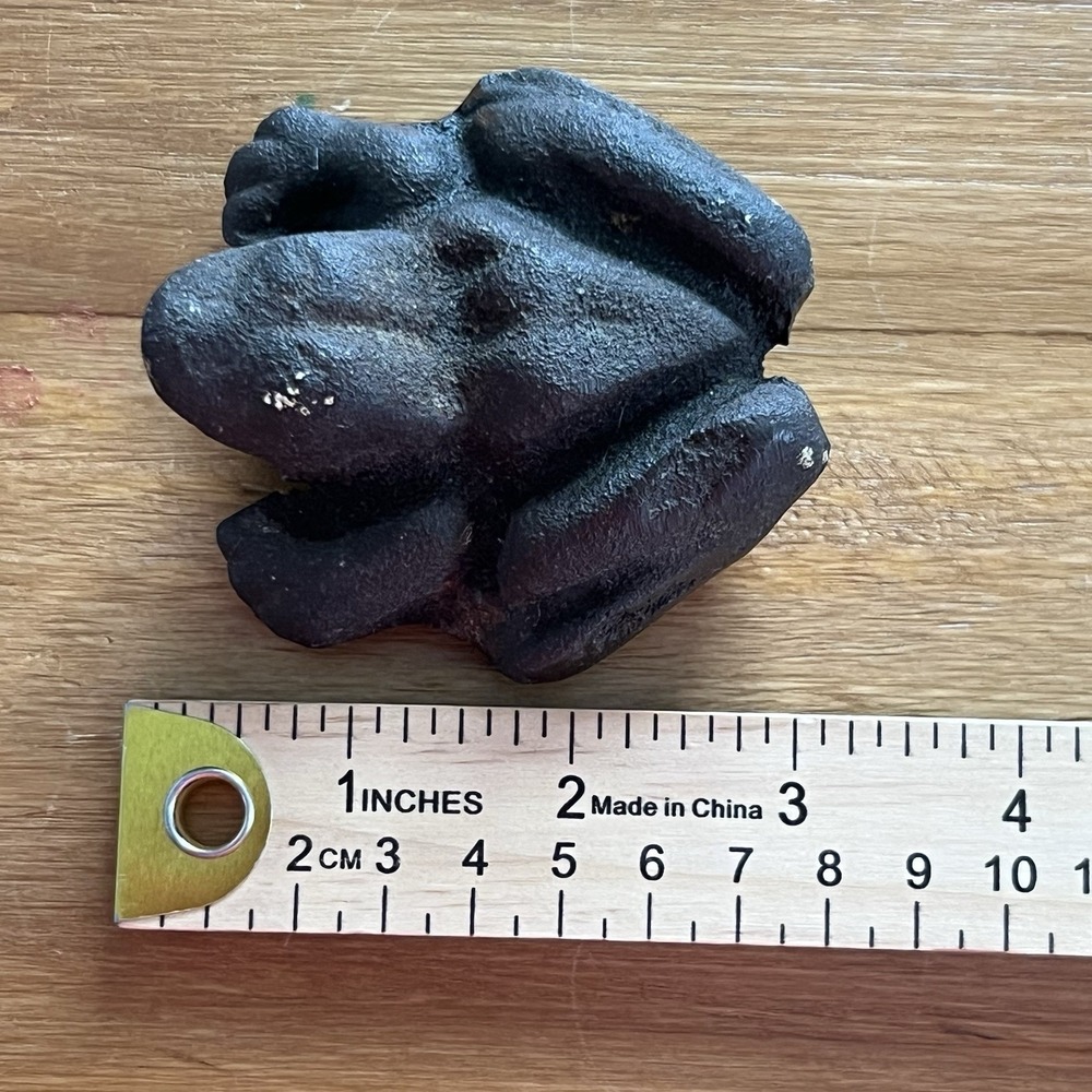 Antique Cast Iron Frog Paperweight Figure MCM Dexter Midwest Omaha Nebraska NE - Picture 7 of 7
